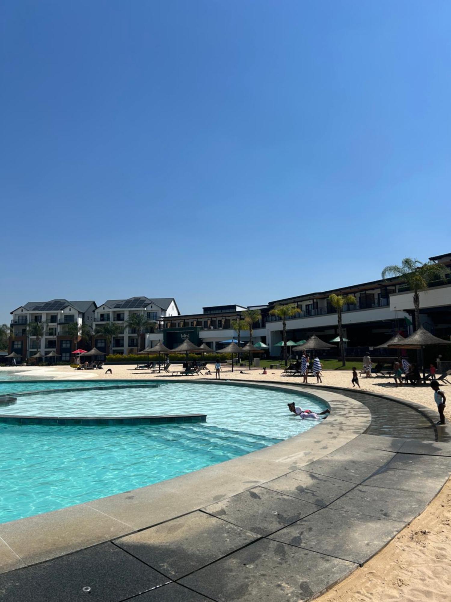 The Blyde Crystal Lagoon Riverwalk Estate Pretoria-Noord Eksteriør bilde